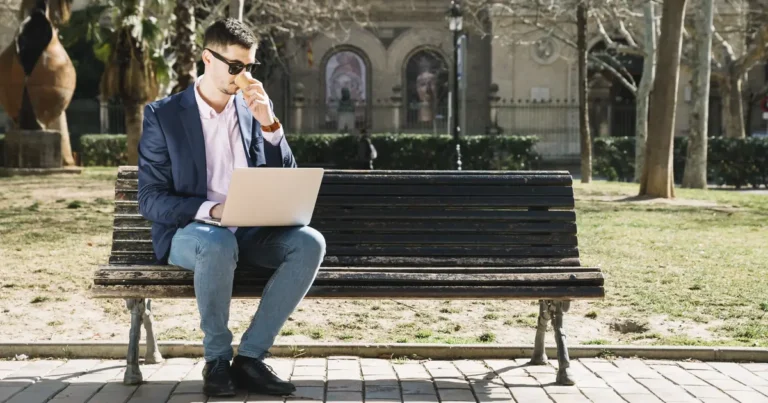 -Is it-legal-to-work-remotely-from-another-country?